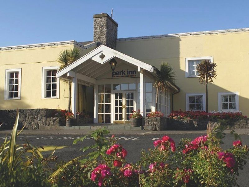 Park Inn By Radisson Shannon Airport Экстерьер фото